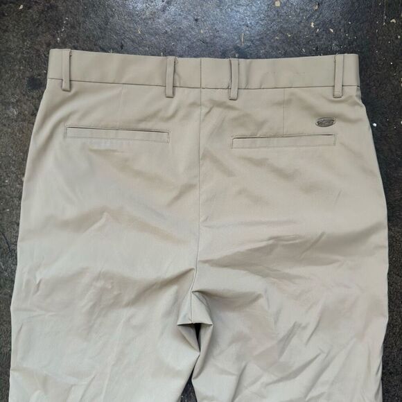 Greg Norman Men’s Tan Pants Business Casual Size 34x32 Polyester Blend - Picture 9 of 9